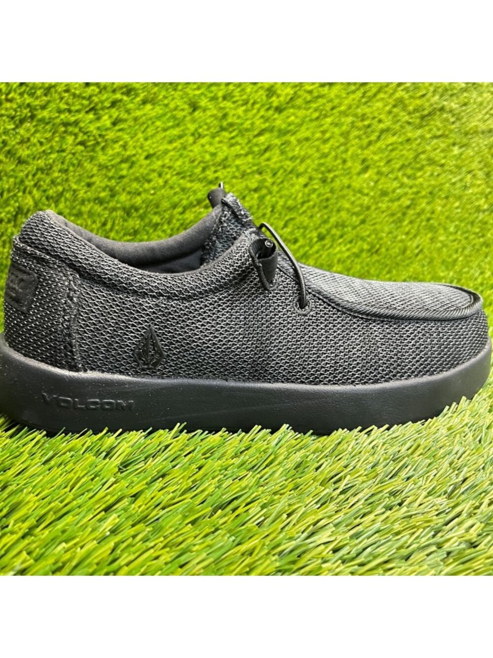Volcom Chill Womens Size 8D Black Composite Toe Safety Working Slip-On Shoes